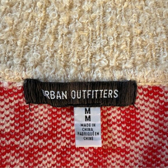 Urban Outfitters Jordie Jacquard Sweater Vest in Red Multi Hello Print M NWOT - Picture 8 of 12